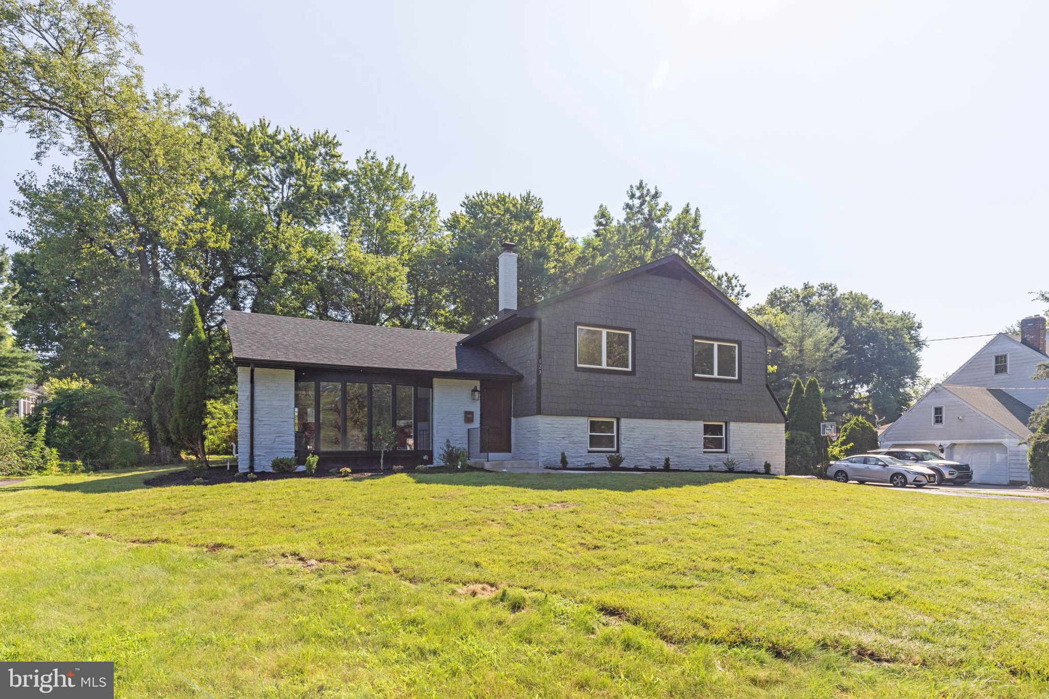123 Forest Road Moorestown, NJ 08057 - Photo 2 of 39 Gallery Image 2