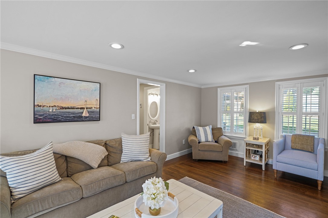 25 Ledge Road East Greenwich, RI 02818 - Photo 12 of 50 Gallery Image 12