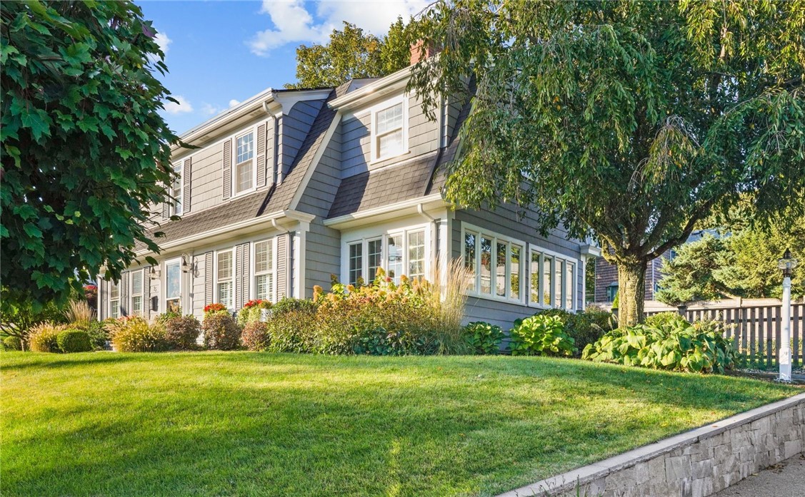 25 Ledge Road East Greenwich, RI 02818 - Photo 3 of 50 Gallery Image 3