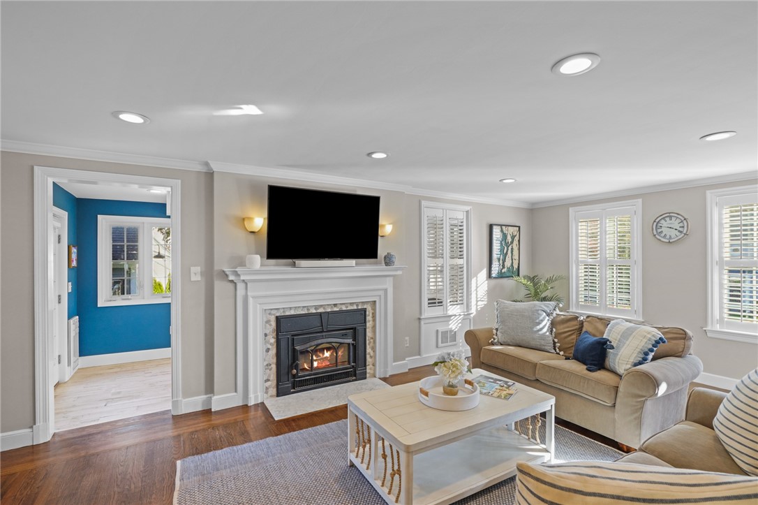 25 Ledge Road East Greenwich, RI 02818 - Photo 8 of 50 Gallery Image 8