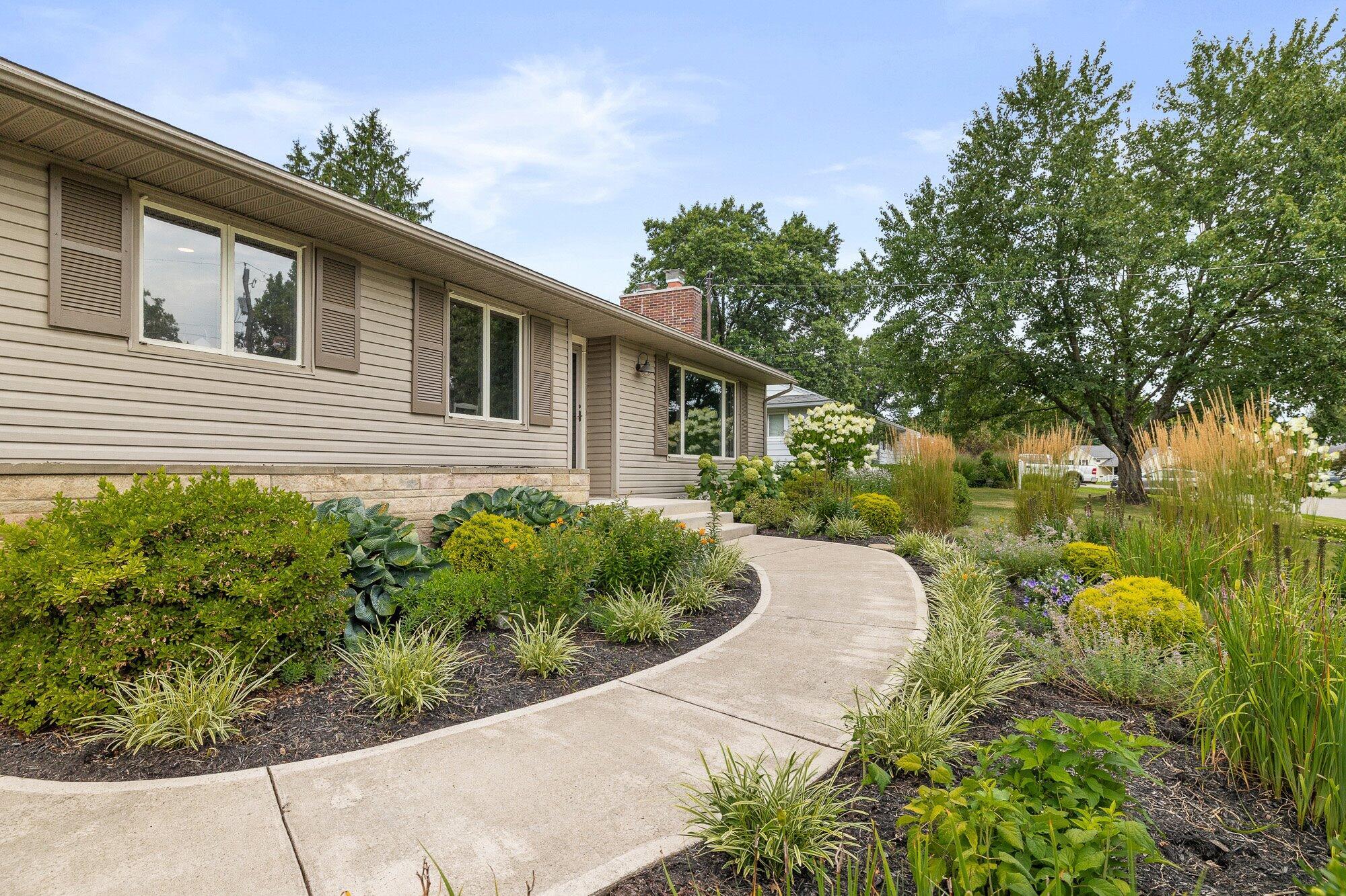 884 Ridge Road Ashland, OH 44805 - Photo 2 of 35 884 Ridge Road