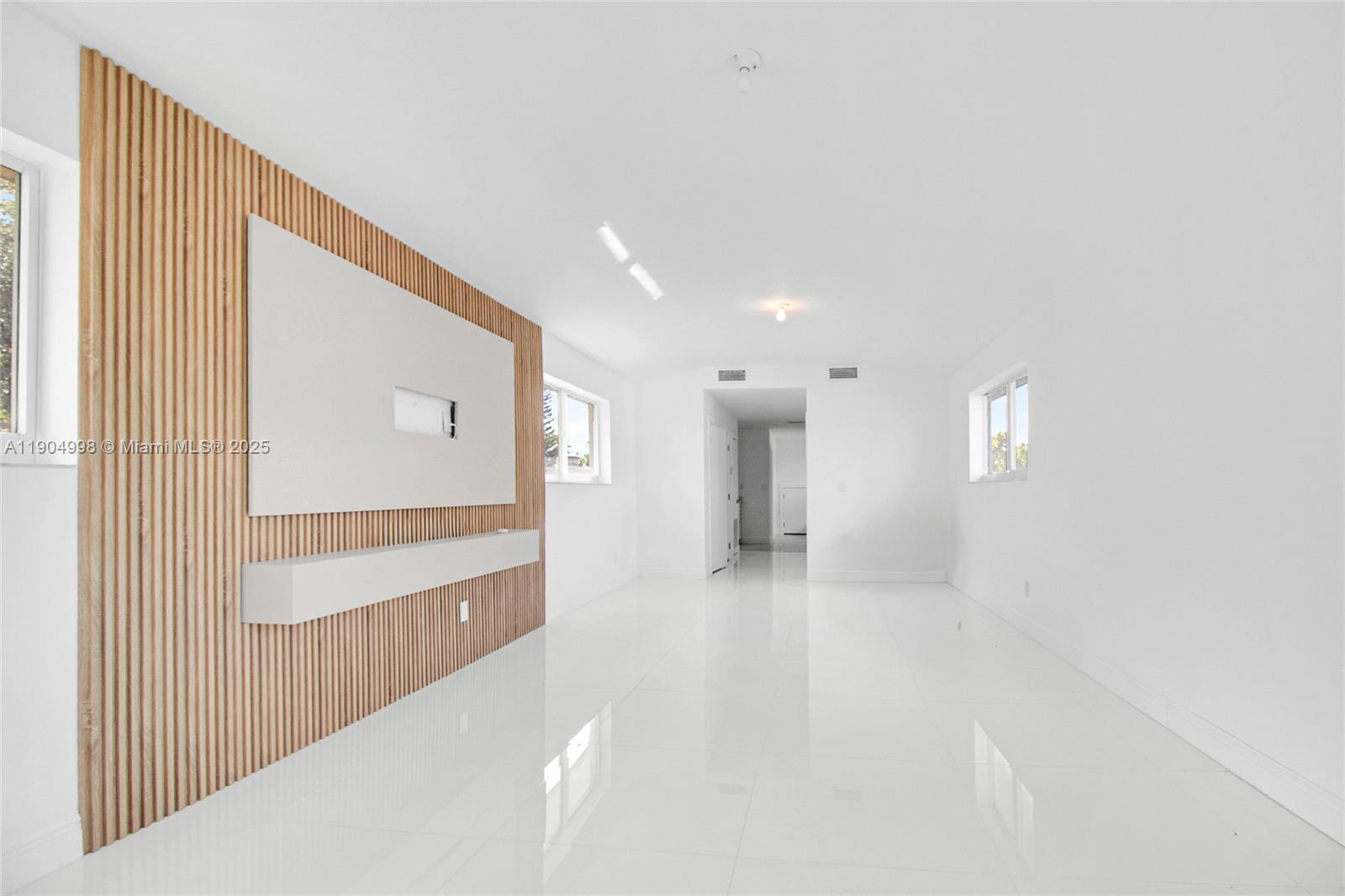 425 Southwest 129th Avenue Miami, FL 33184 - Photo 15 of 24 a view of a hallway