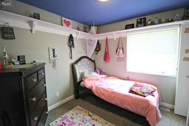 6237 Deland Road Flushing, MI 48433 - Photo 23 of 31 21167718-22.JPG