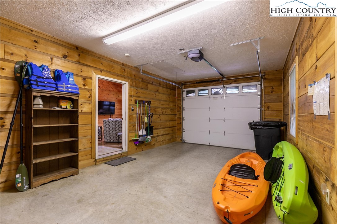 2977 Pine Run Road Boone, NC 28607 - Photo 21 of 41 Gallery Image 21