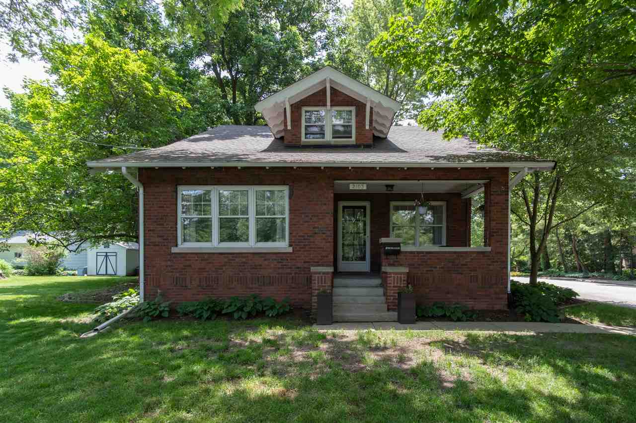 2103 Guilford Road Rockford, IL 61107 - Photo 1 of 25 Gallery Image 1