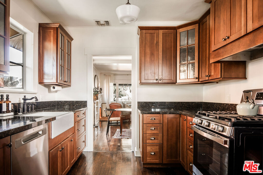 1640 Brigden Road Pasadena, CA 91104 - Photo 15 of 22