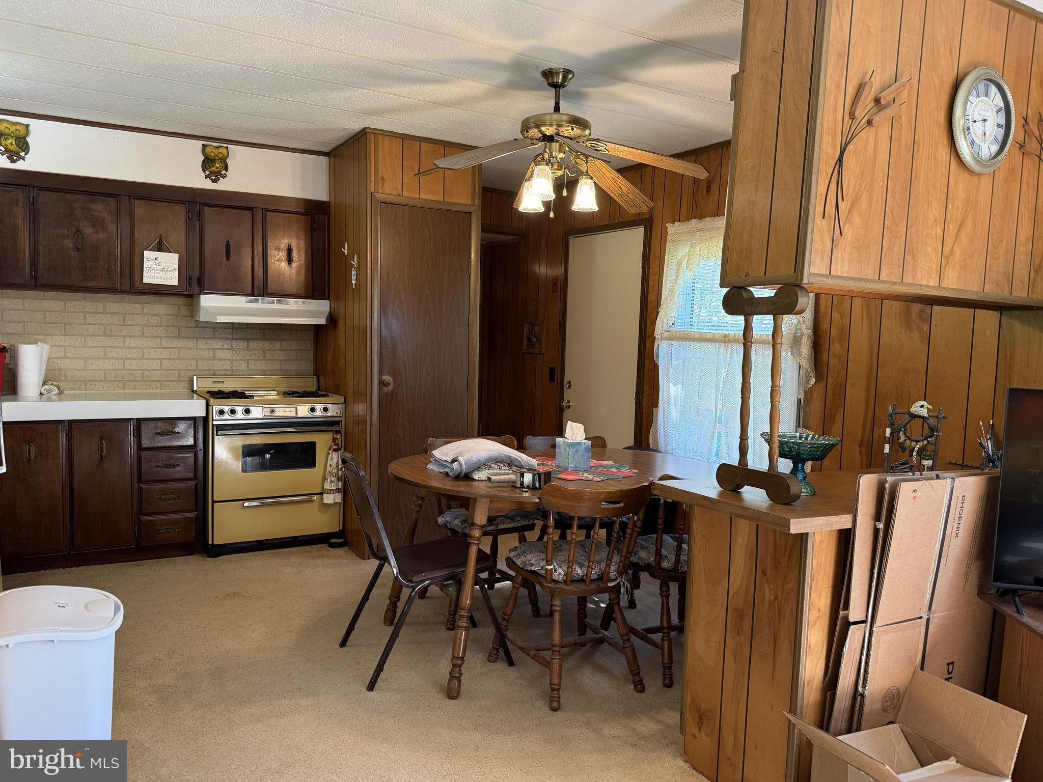 750 Hickory Corner Road Augusta, WV 26704 - Photo 9 of 49 Kitchen/Dining