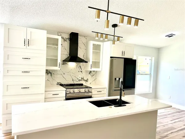 $425,000 | 154 Woodbury Pines Circle, Orlando, FL 32828