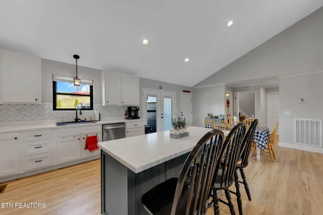 $619,999 | 1227 Holston Shores Drive, Rutledge, TN 37861