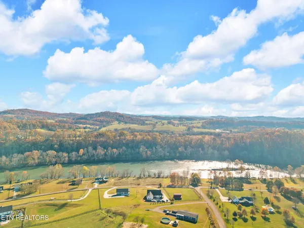 $614,999 | 1227 Holston Shores Drive, Rutledge, TN 37861