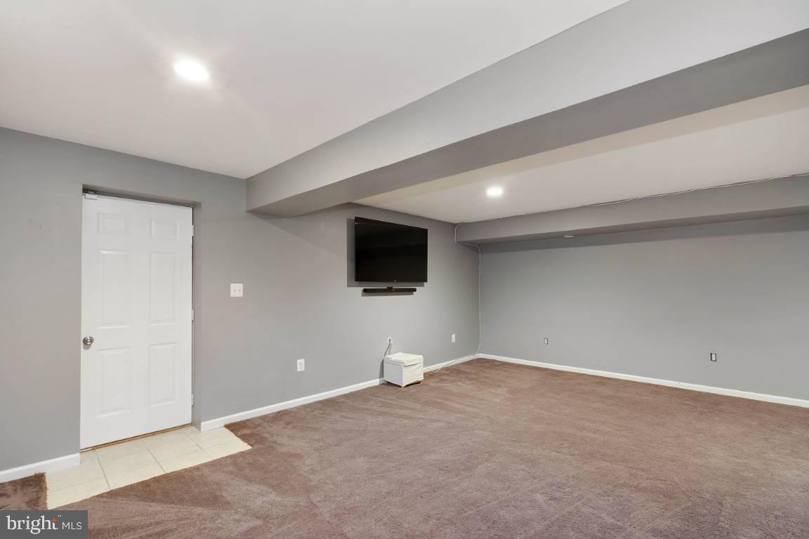 10657 Ashford Circle Waldorf, MD 20603 - Photo 35 of 44 Basement