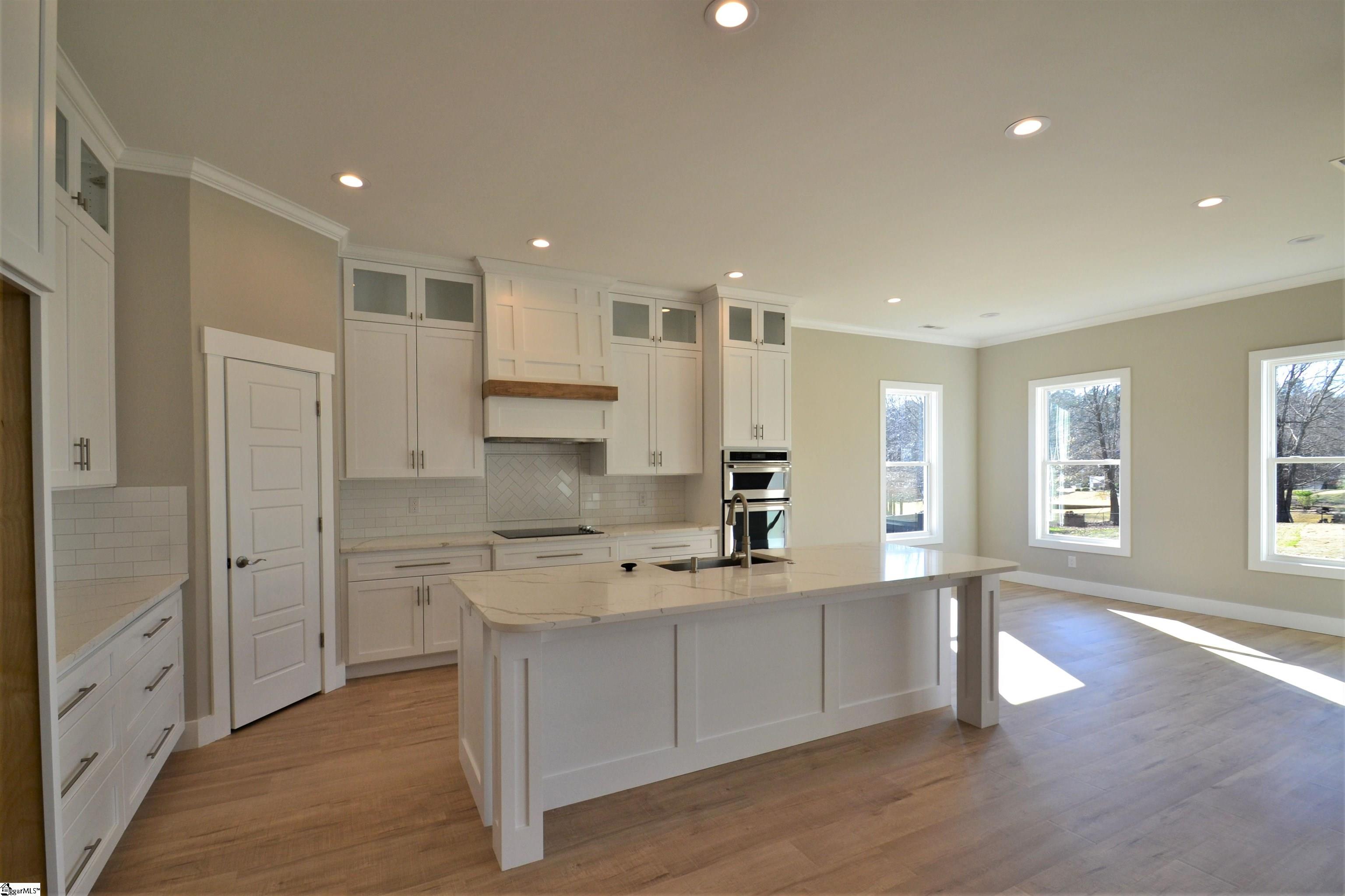 746 Tinsberry Lane Inman, SC 29349 - Photo 4 of 24 Gallery Image 4