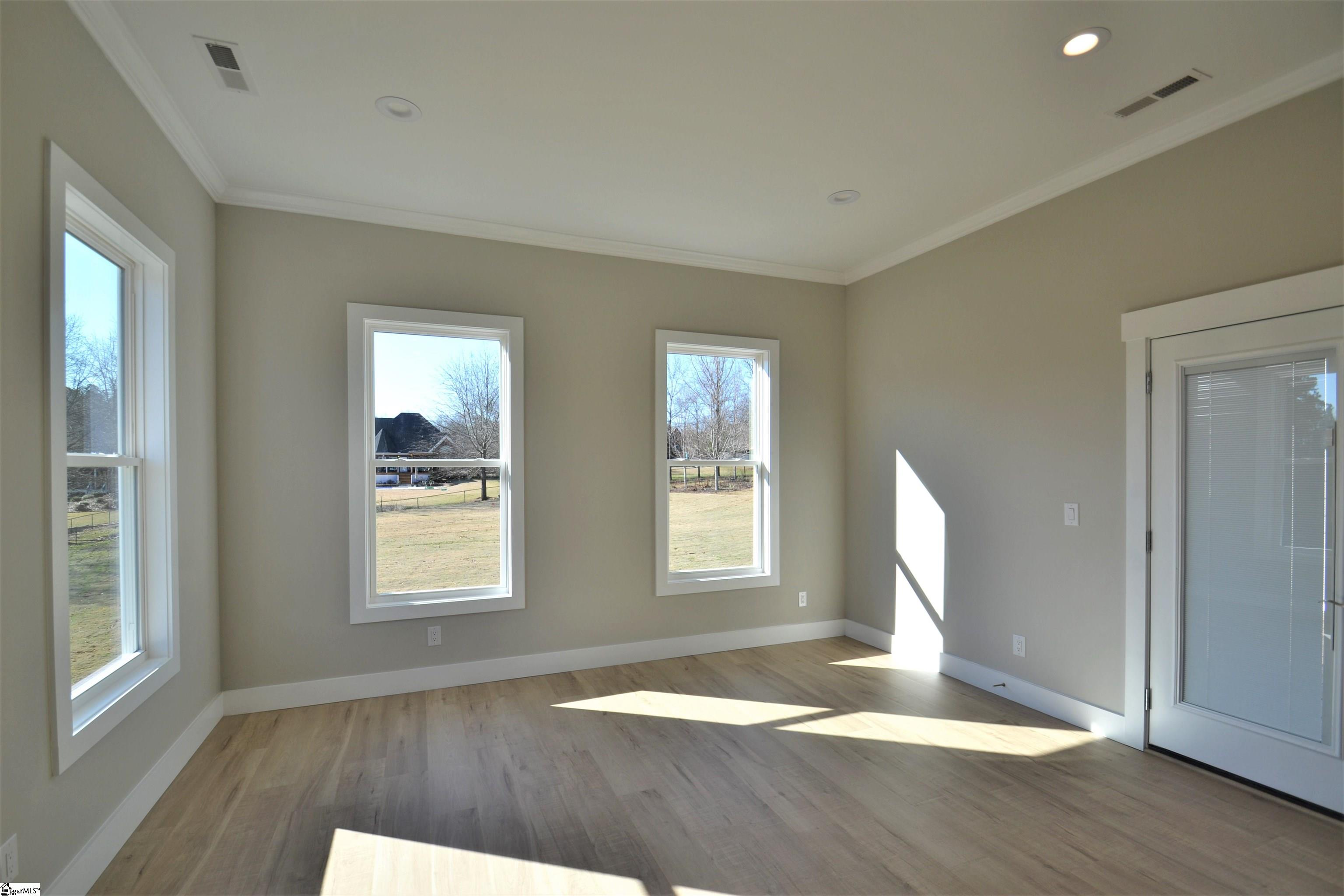 746 Tinsberry Lane Inman, SC 29349 - Photo 7 of 24 Gallery Image 7