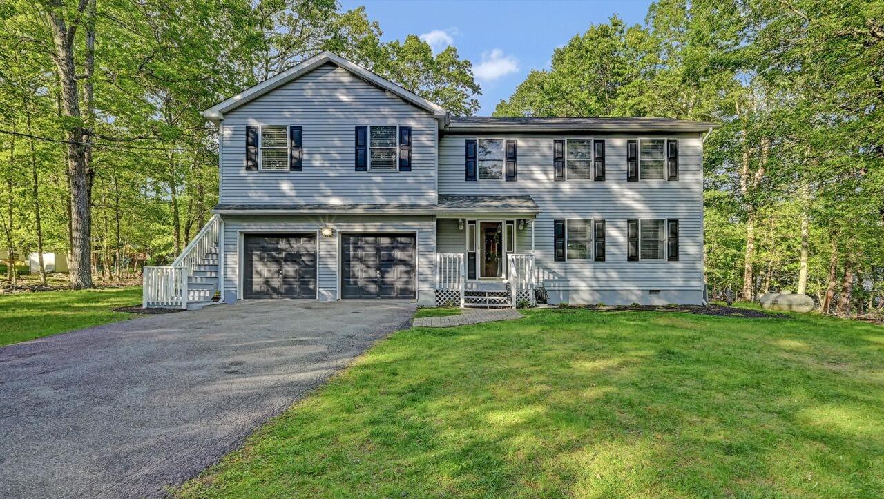 531 Chancellor Road East Stroudsburg, PA 18302 - Photo 4 of 61 House Front