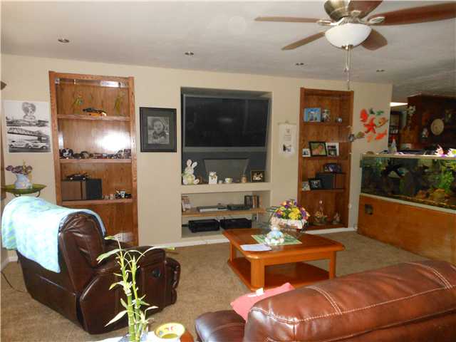 9241 Dalehurst Road Santee, CA 92071 - Photo 3 of 8