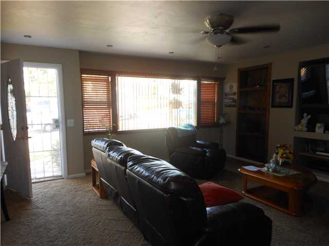 9241 Dalehurst Road Santee, CA 92071 - Photo 4 of 8