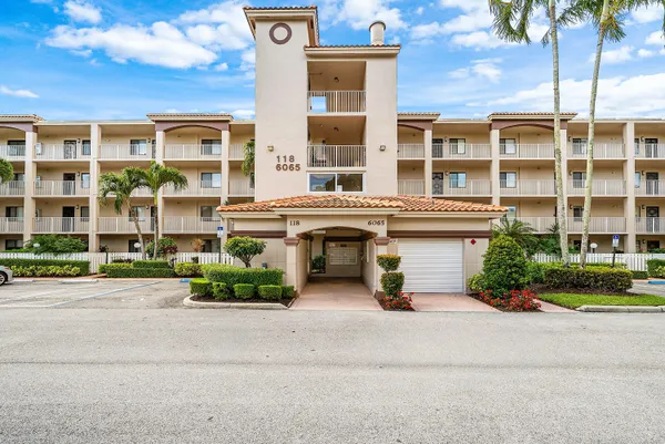 $295,000 | 6065 Pointe Regal Circle, Delray Beach, FL 33484