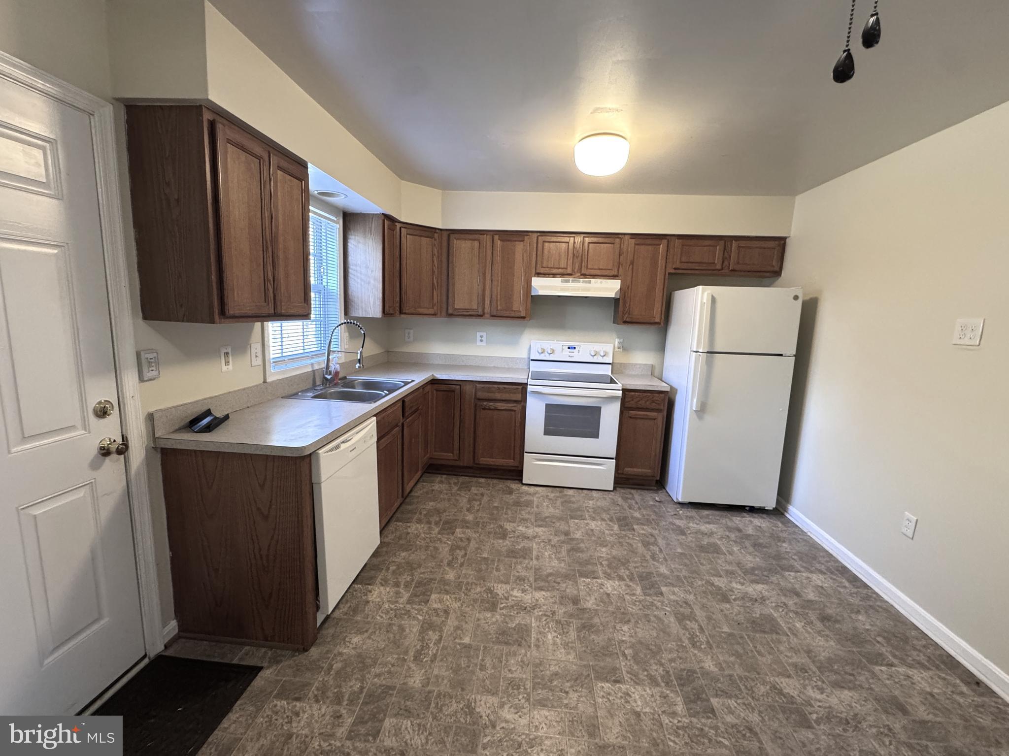 38300 Chaptico Road Mechanicsville, MD 20659 - Photo 5 of 31