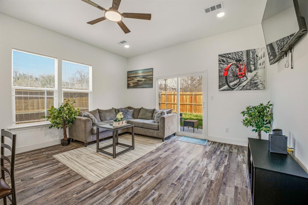 3613 Durango Trail Granbury, TX 76048 - Photo 14 of 23