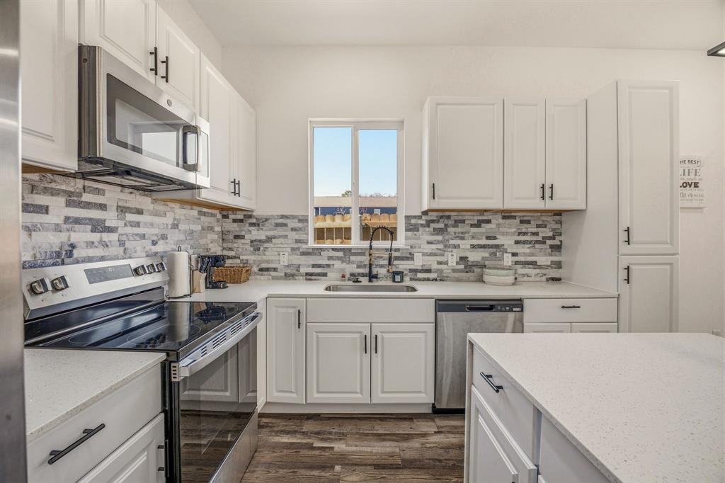 3613 Durango Trail Granbury, TX 76048 - Photo 10 of 23