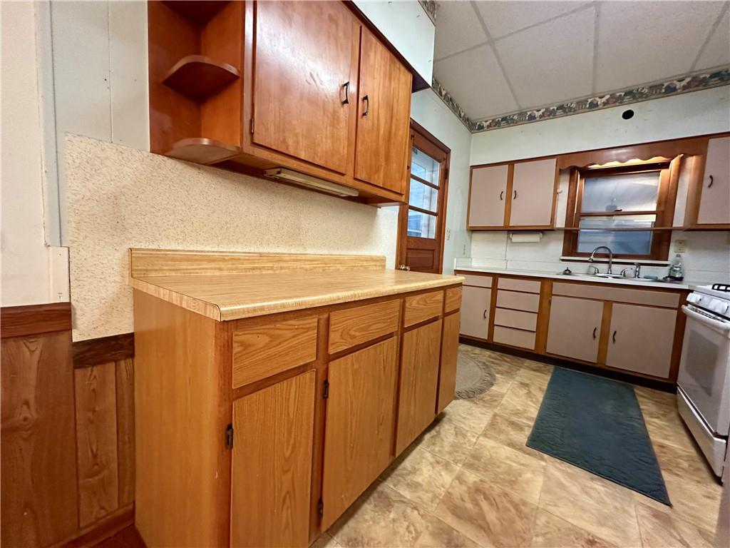 145 Rolling Meadows Road Waynesburg, PA 15370 - Photo 22 of 37 Gallery Image 22