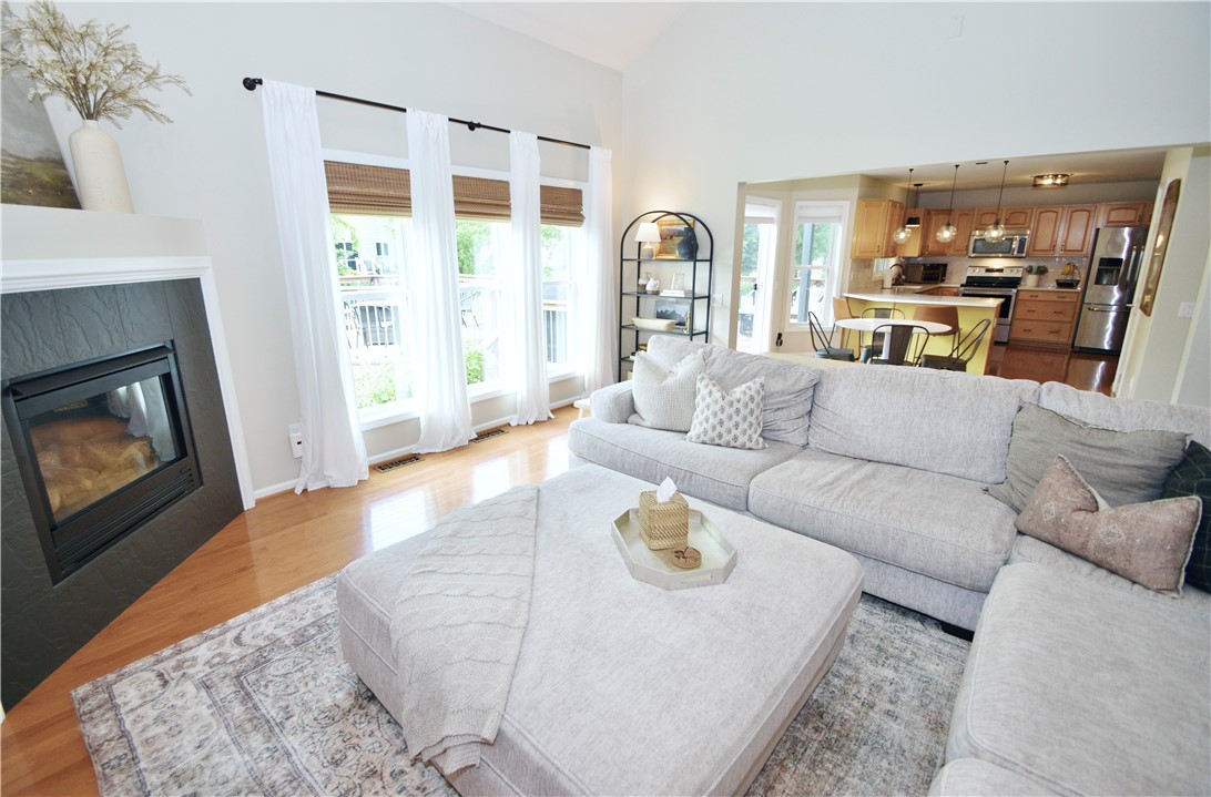 41 Ketchum Street Victor, NY 14564 - Photo 12 of 36 Living room
