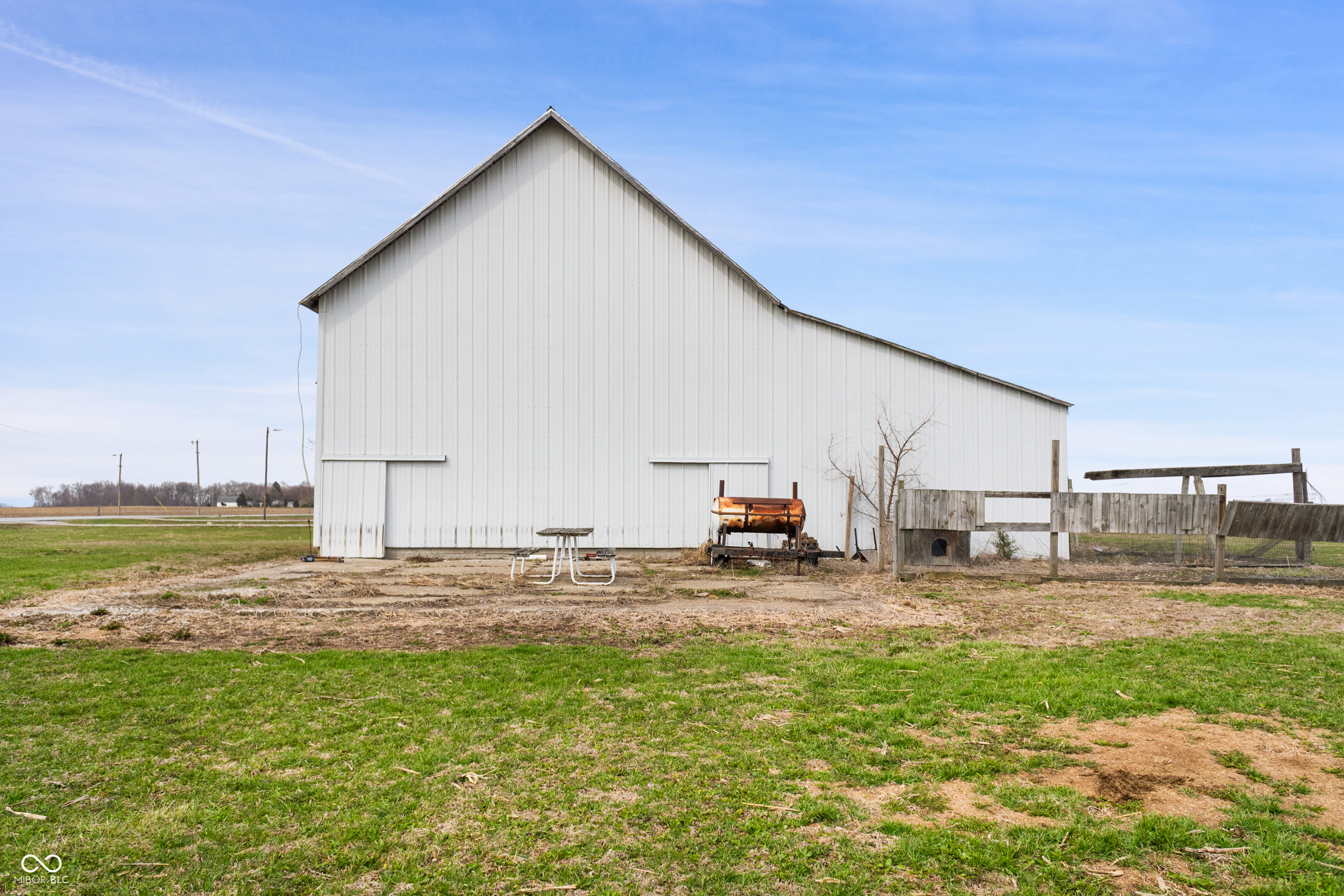 4682 East Division Road Windfall, IN 46076 - Photo 7 of 12