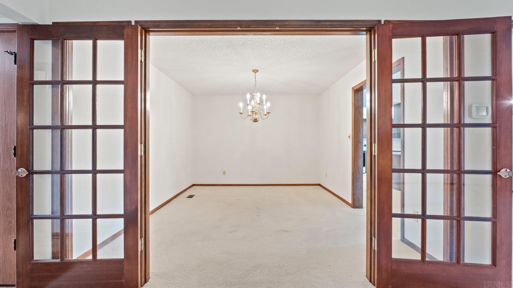 4612 Crystal Ridge Cove Fort Wayne, IN 46835 - Photo 12 of 36 Gallery Image 12