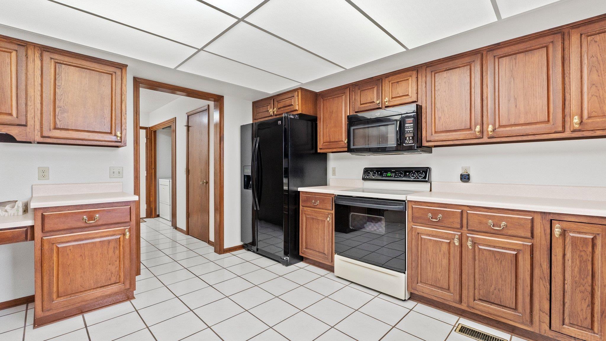 4612 Crystal Ridge Cove Fort Wayne, IN 46835 - Photo 20 of 36 Gallery Image 20