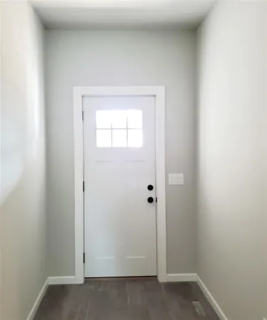 209 Bonnie Lane, Belleville, WI 53508