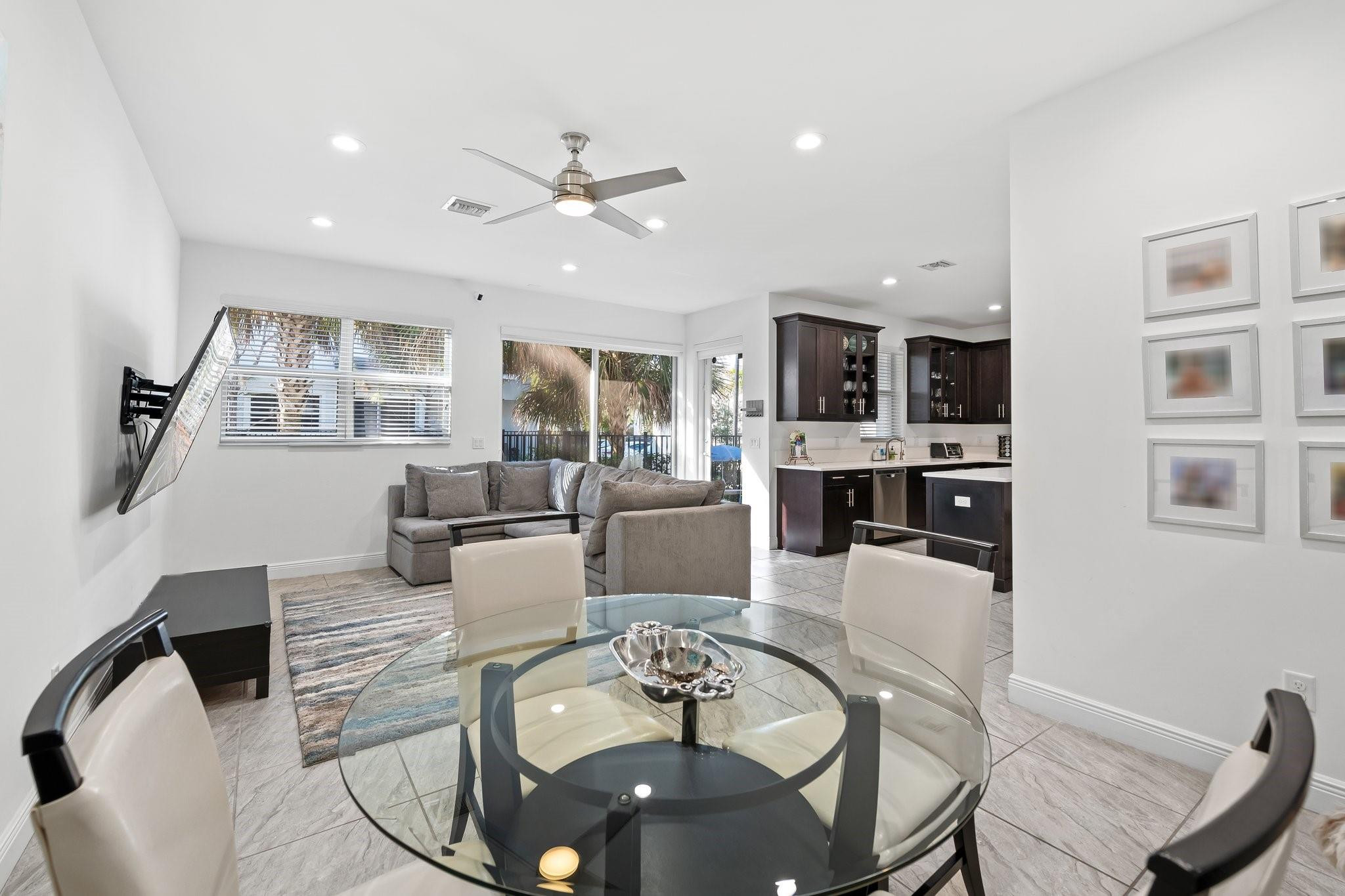 6940 Pines Circle, Unit 45 Pompano Beach, FL 33073 - Photo 20 of 30 Photo 20