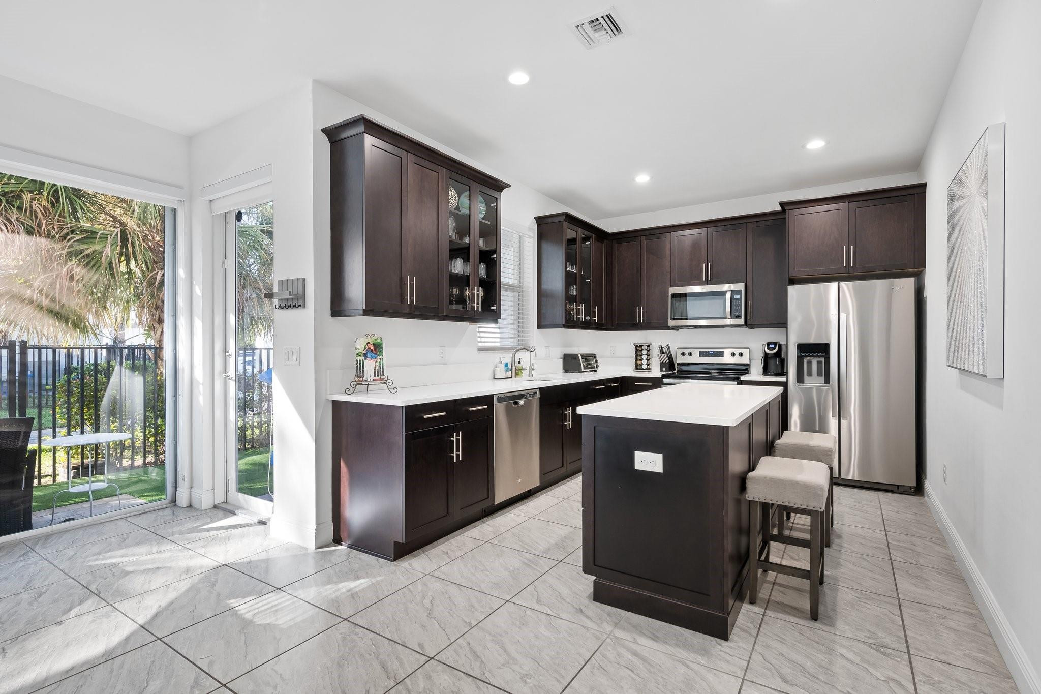 6940 Pines Circle, Unit 45 Pompano Beach, FL 33073 - Photo 22 of 30 Photo 22