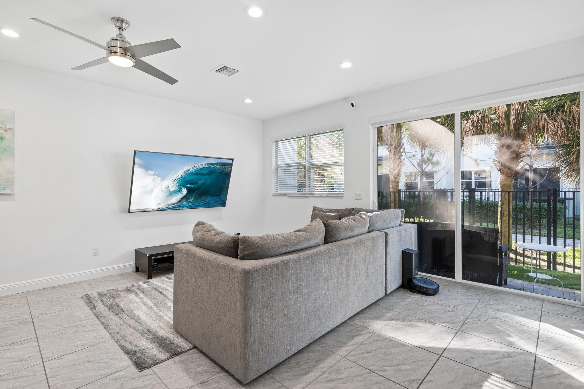 6940 Pines Circle, Unit 45 Pompano Beach, FL 33073 - Photo 25 of 30 Photo 25