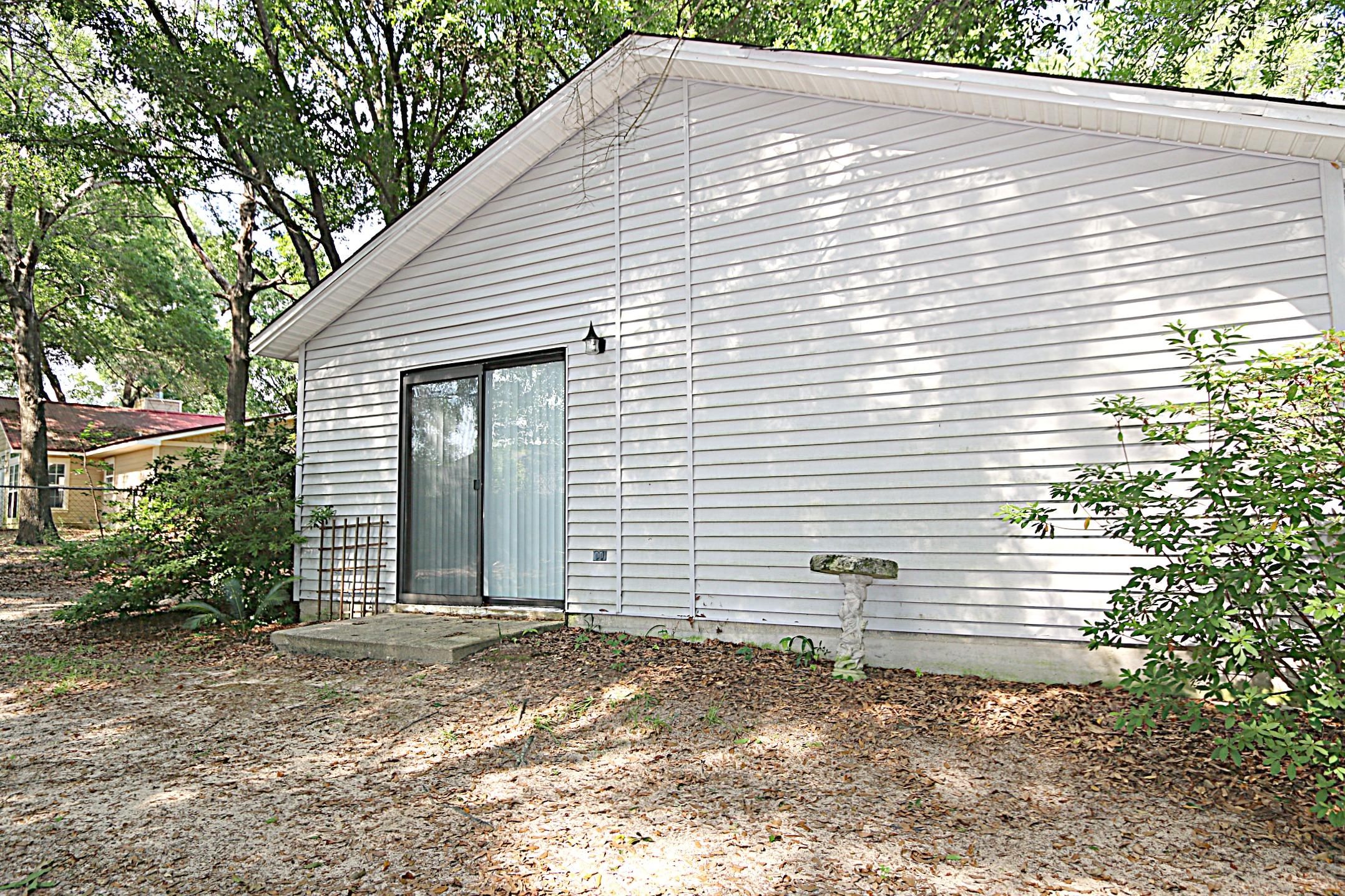 324 Springwood Circle Crestview, FL 32536 - Photo 14 of 15 Back View 1