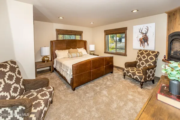 $1,783,000 | 44 Palouse Drive, Nordman, ID 83848