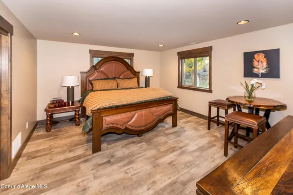 $1,783,000 | 44 Palouse Drive, Nordman, ID 83848