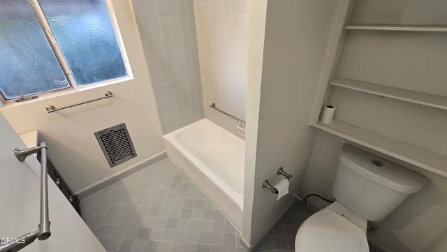 $2,600 | 1483 North Altadena Drive, Pasadena, CA 91107