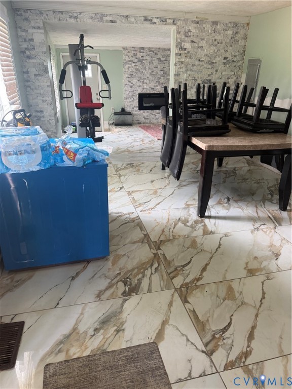 13691 Mountain Road Glen Allen, VA 23059 - Photo 3 of 13 Large format tile flooring with a marble-effect pa