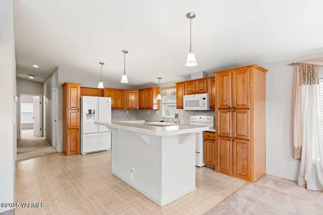 $127,000 | 18 West Washington Avenue, Unit 130, Union Gap, WA 98903