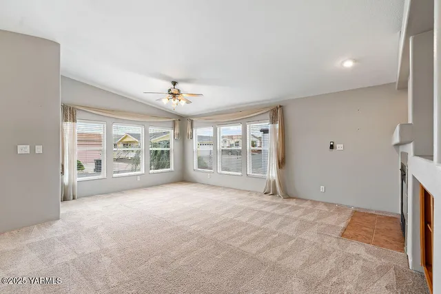 $127,000 | 18 West Washington Avenue, Unit 130, Union Gap, WA 98903