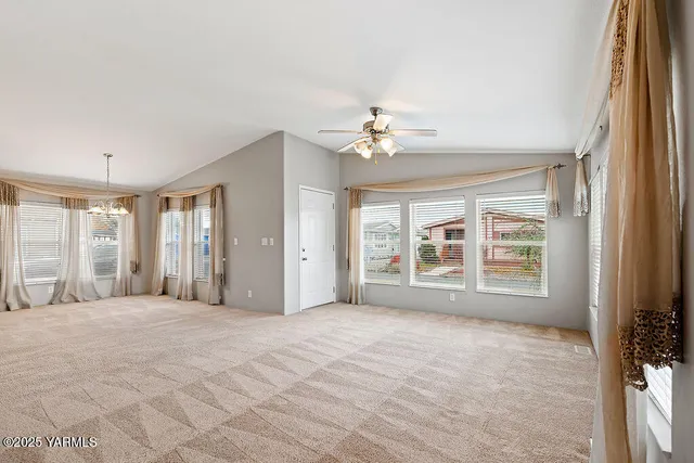 $127,000 | 18 West Washington Avenue, Unit 130, Union Gap, WA 98903