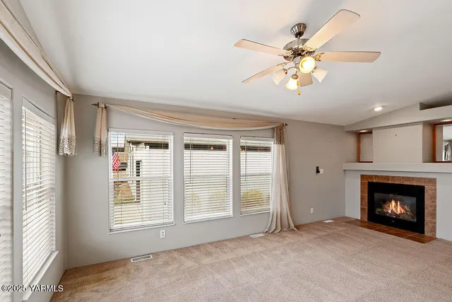 $127,000 | 18 West Washington Avenue, Unit 130, Union Gap, WA 98903