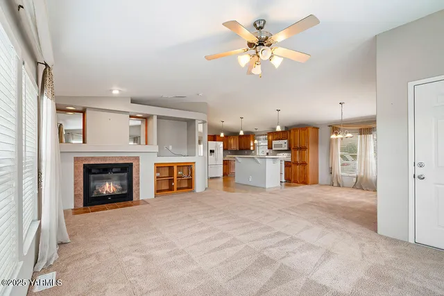 $127,000 | 18 West Washington Avenue, Unit 130, Union Gap, WA 98903