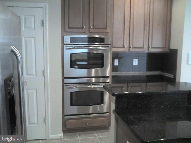 9810 Farm Pond Road Laurel, MD 20708 - Photo 2 of 23 Kitchen