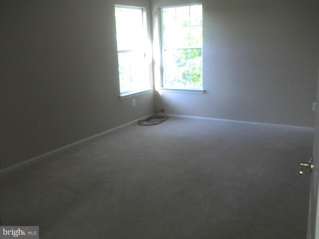 9810 Farm Pond Road Laurel, MD 20708 - Photo 18 of 23 Bedroom