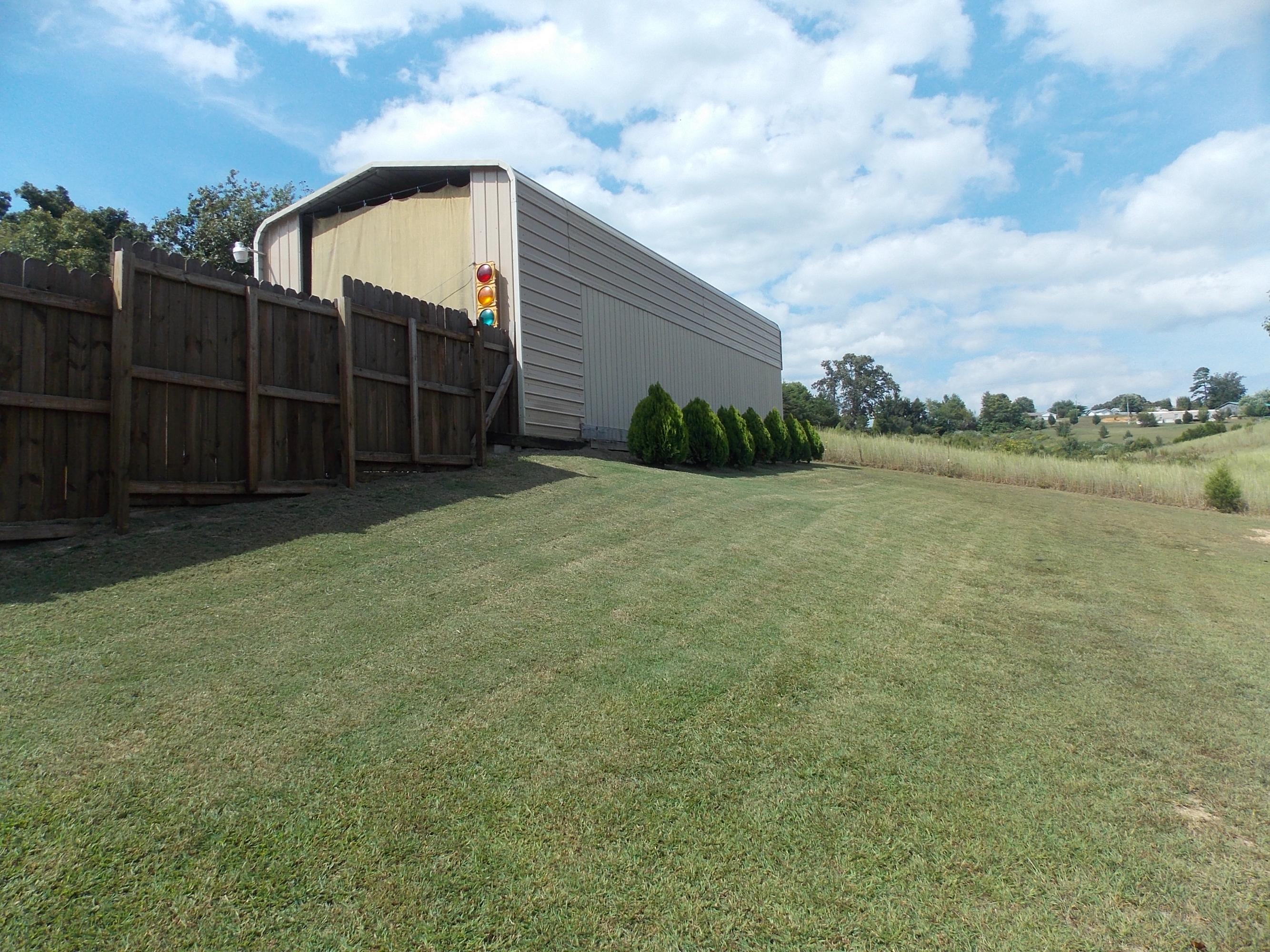 4415 Maple Hill Road Loudon, TN 37774 - Photo 28 of 37 DSCN1877