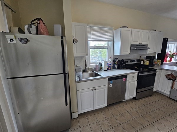464 Meridian Street, Unit B Boston, MA 02128 - Photo 3 of 10