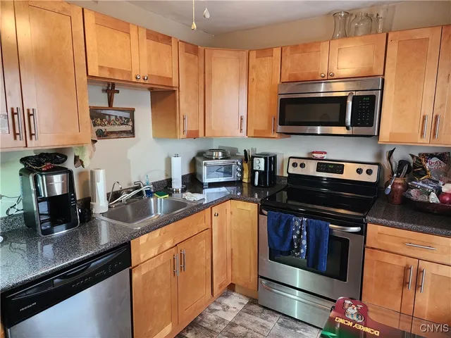 $180,000 | 1617-19 Grant Boulevard, Unit 19, Syracuse, NY 13208