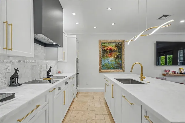 $1,495,000 | 10530 Southwest 77th Avenue, Unit 1, Pinecrest, FL 33156