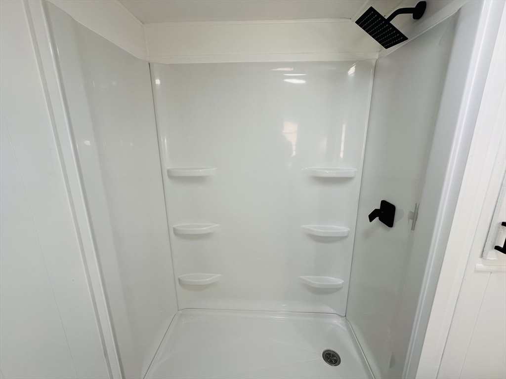 70 Shumway Street, Unit A3 Springfield, MA 01119 - Photo 16 of 28 a bathroom with a shower